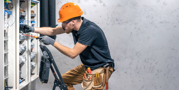 Best Circuit Breaker Repair  in Warr Acres, OK